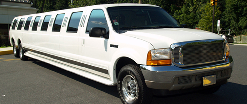 24 Pax Ford Excursion Limo